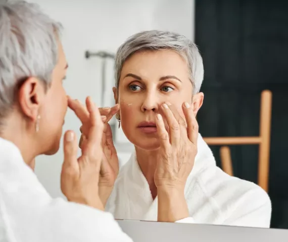Top 5 Reason to use retinol nightly skincare routine. A-Ret contains Vitamin A derivative, which repairs skin, and combat acne.